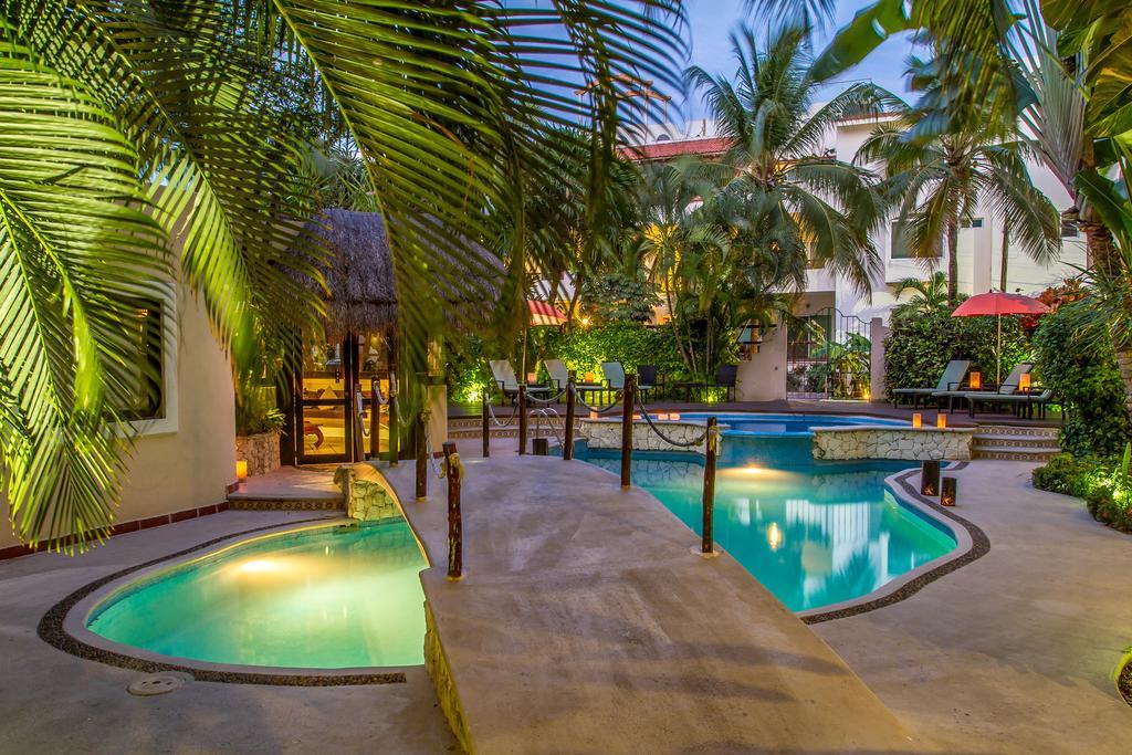 โรงแรมริเวียร่าเดลซอล Riviera Maya ภายนอก รูปภาพ